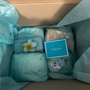 🌺large beach girl mystery bundle🌺